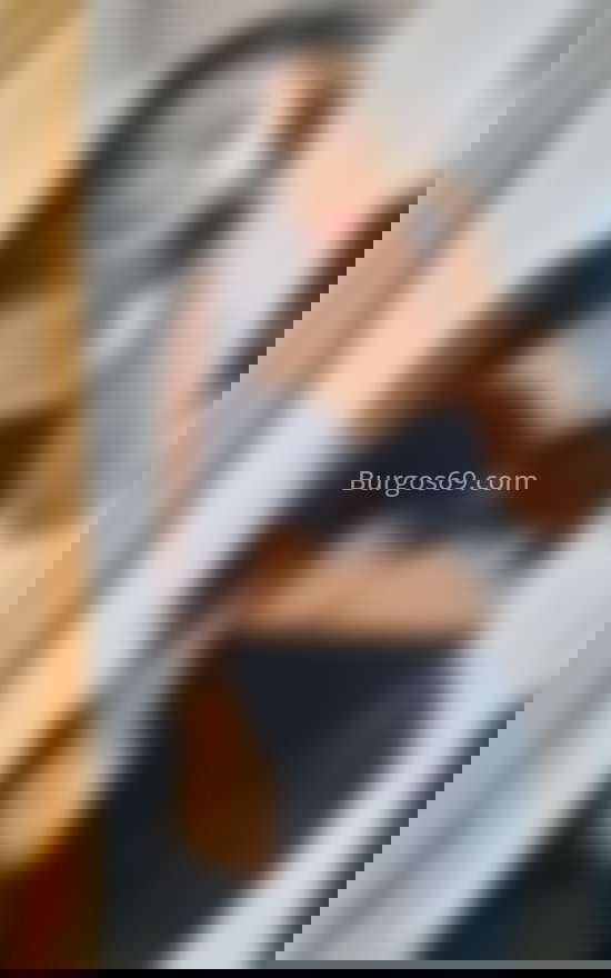 Valentina . 631595310. Citas en BURGOS, BURGOS. www.burgos69.com.