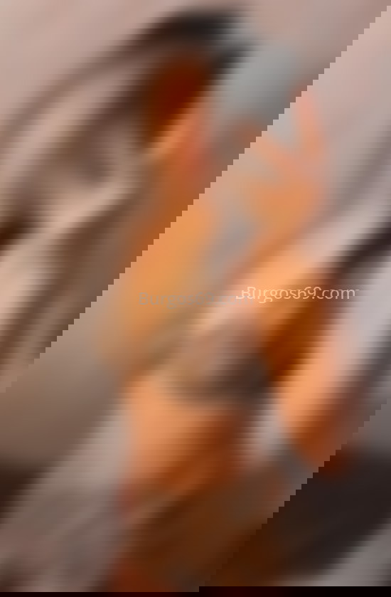 Araceli, jovencita divertida y alegre. 603292874. Citas en BURGOS, BURGOS. www.burgos69.com.