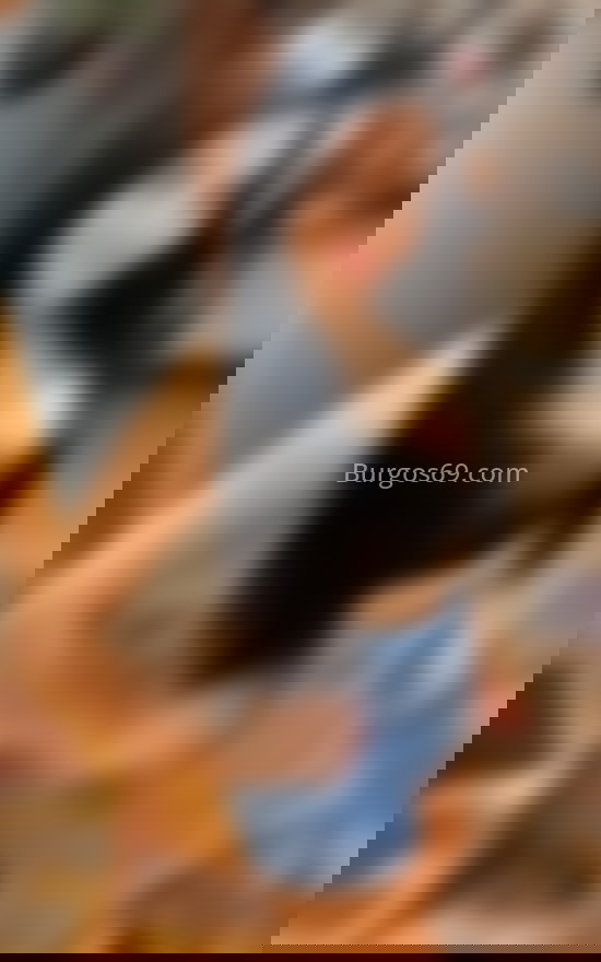 Sara, simpática y alegre. 615505994. Citas en BURGOS, BURGOS. www.burgos69.com.