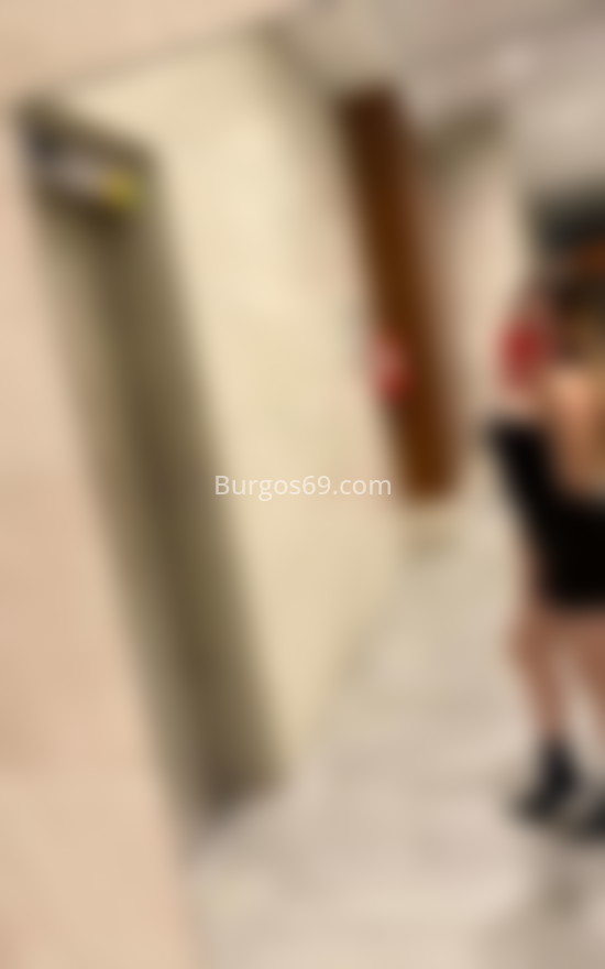 Dana. 624948289. Citas en BURGOS, BURGOS. www.burgos69.com.