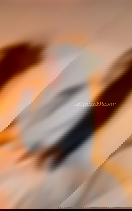 Estrella, simpática, divertida y culta. 631361158. Citas en BURGOS, BURGOS. www.burgos69.com.