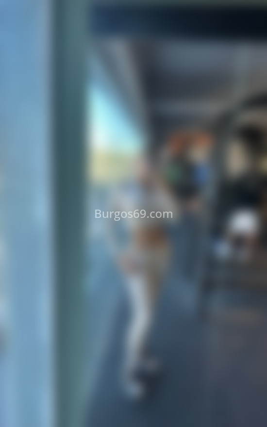 Sirena, chica colombiana . 643311002. Citas en BURGOS, BURGOS. www.burgos69.com.