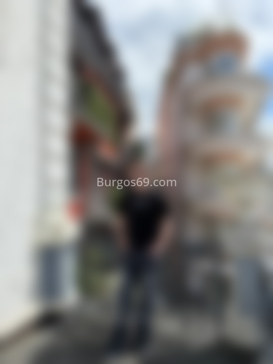 Santiago, joven colombiano. 622421872. Citas en BURGOS, BURGOS. www.burgos69.com.
