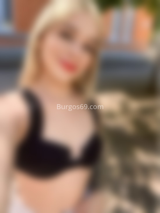 Karla, linda y encantadora rubia latina. 611227151. Citas en BURGOS, BURGOS. www.burgos69.com.
