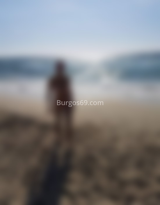 Karla, morena encantadora. 611307472. Citas en BURGOS, BURGOS. www.burgos69.com.