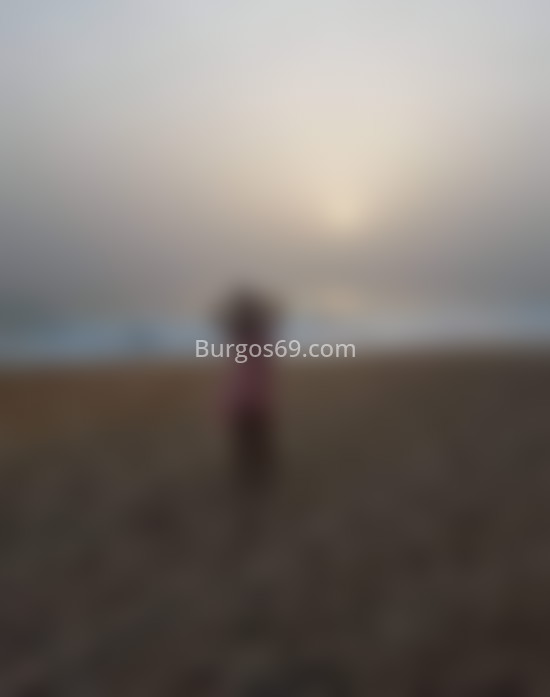 Karla, morena encantadora. 611307472. Citas en BURGOS, BURGOS. www.burgos69.com.