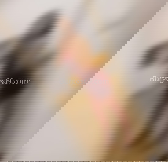 Laura, joven morena latina . 642641450. Citas en BURGOS, BURGOS. www.burgos69.com.