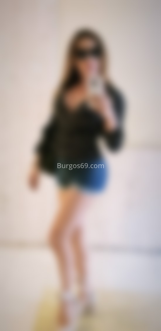 Tres amigas trans muy guapas . 722590513. Citas en BURGOS, BURGOS. www.burgos69.com.