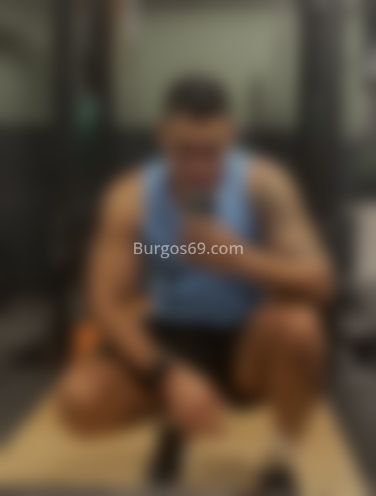 Max, colombiano. 600418013. Citas en BURGOS, BURGOS. www.burgos69.com.