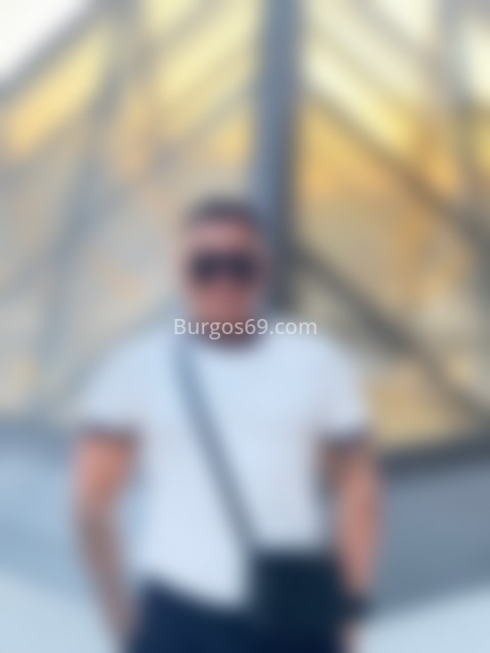 Aaron, latino recién llegado . 657016631. Citas en BURGOS, BURGOS. www.burgos69.com.