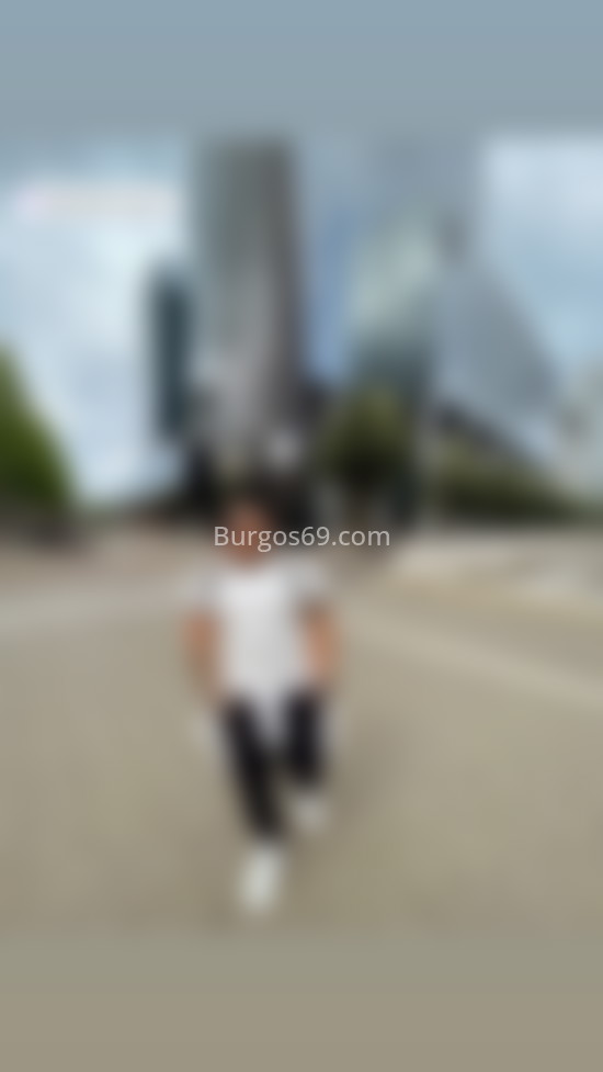 Aaron, latino recién llegado . 657016631. Citas en BURGOS, BURGOS. www.burgos69.com.