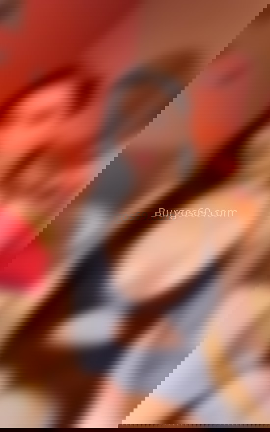Nicole, joven brasileña . 692483751. Citas en BURGOS, BURGOS. www.burgos69.com.