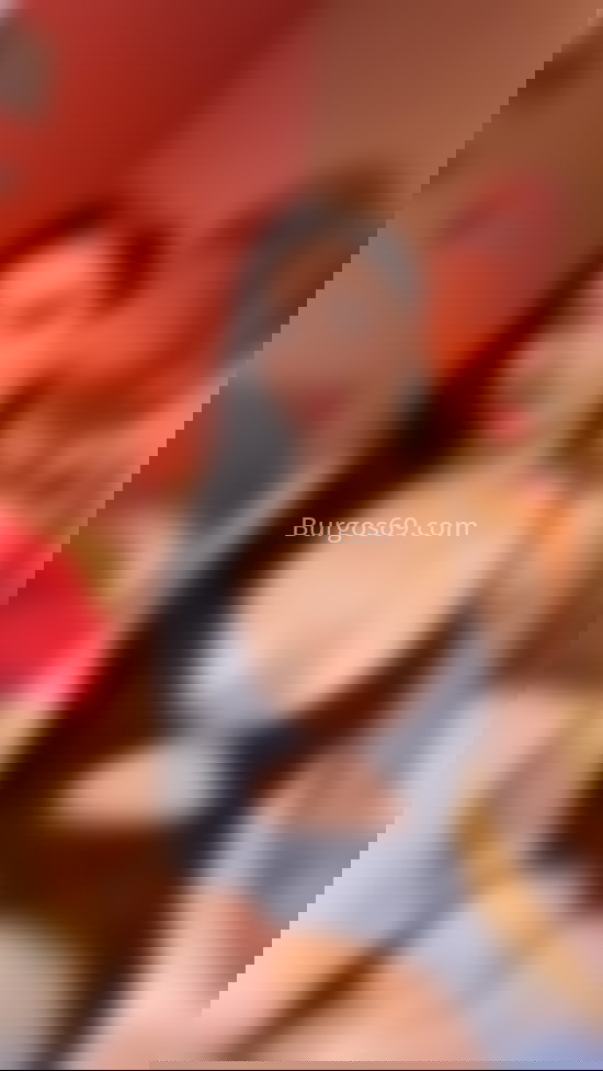 Nicole, joven brasileña . 692483751. Citas en BURGOS, BURGOS. www.burgos69.com.