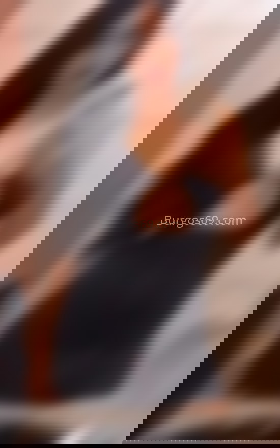 Nicole, joven brasileña . 692483751. Citas en BURGOS, BURGOS. www.burgos69.com.