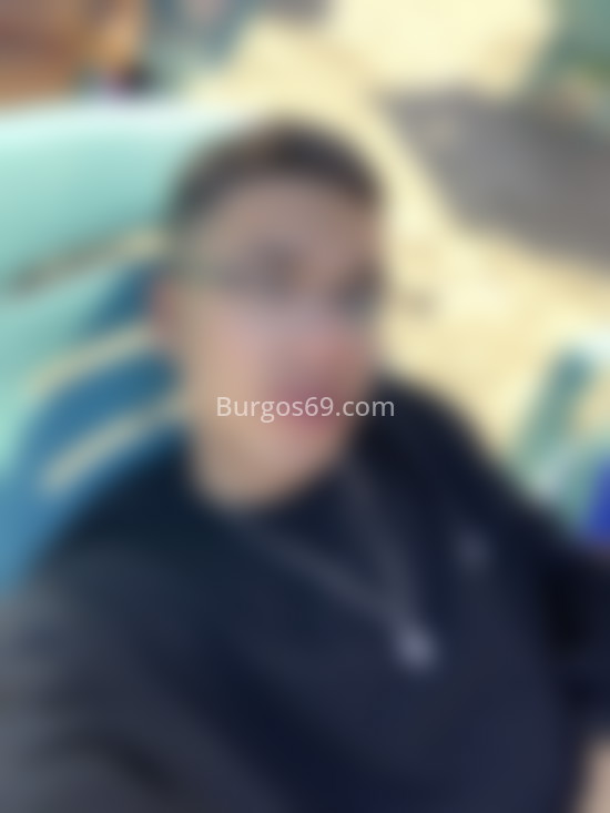 Aron, de paso por la ciudad. 691248835. Citas en BURGOS, BURGOS. www.burgos69.com.