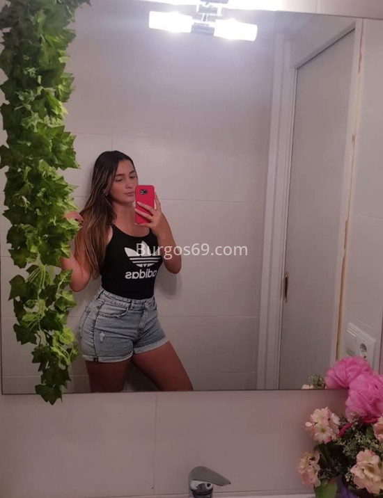 Nicol, encanto de chica recién llegada. 695804279. Citas en BURGOS, BURGOS. www.burgos69.com.